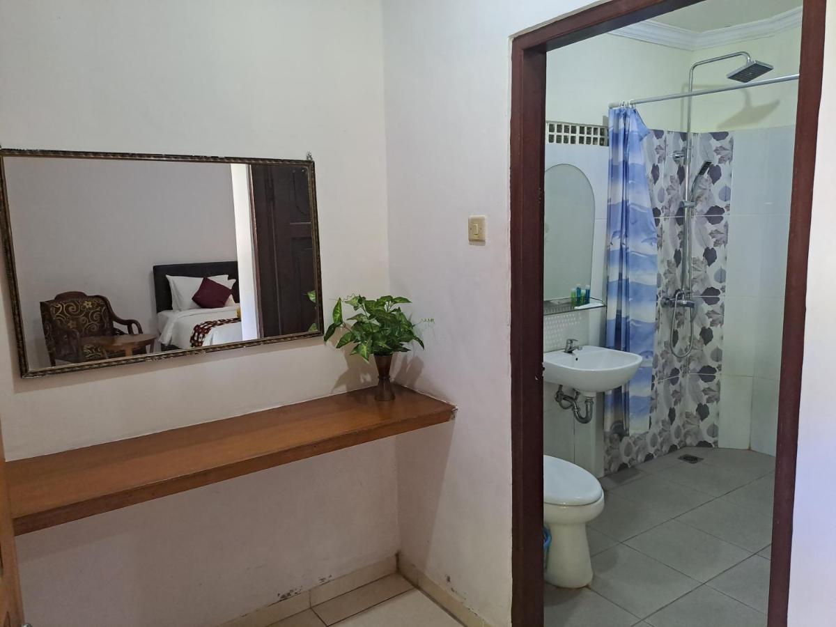 Lovina Beach Hotel מראה חיצוני תמונה